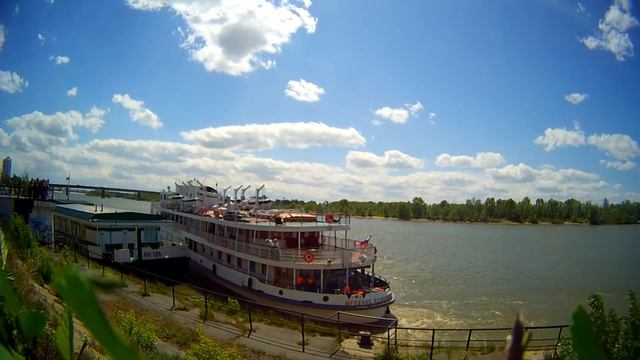 2014-06-06. Механик Калашников покинул Омск смотреть онлайн