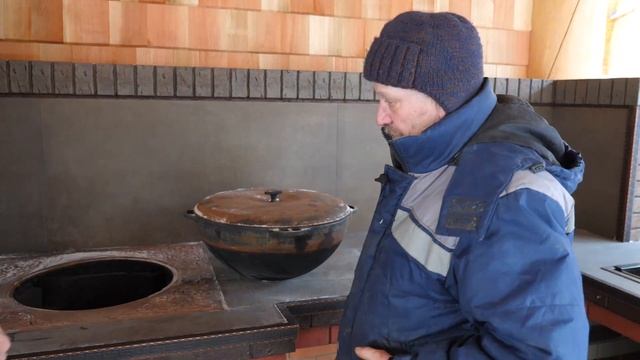 Русская печь, мангал и два тандыра: как работает барбекю-комплекс из кирпича смотреть онлайн