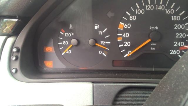 W210 стартер крутится но не заводится смотреть онлайн