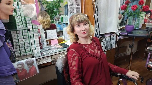 Сделали Каскадную стрижку и Омбре окрашивание смотреть онлайн