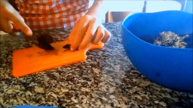 САЛАТ ИЗ СВЁКЛЫ.. Простой и вкусный салат из свеклы с черносливом. Beet Salad. смотреть онлайн