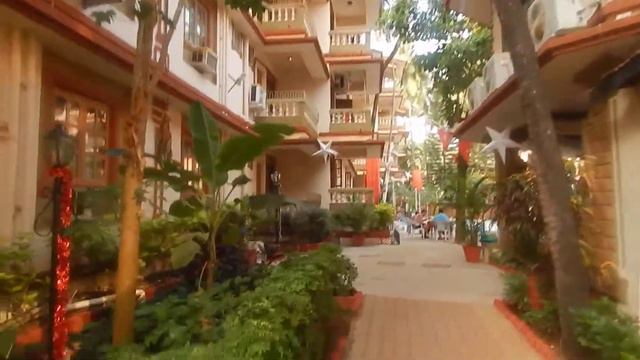 Завтраки в отеле "Highland Beach Resort" (ГОА, Кандолим) смотреть онлайн