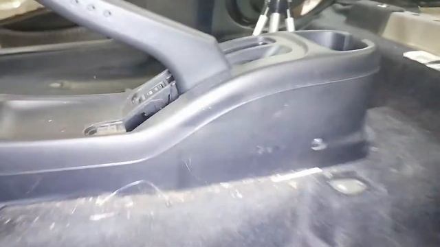 Nissan Micra access to Hand Brake Cables смотреть онлайн