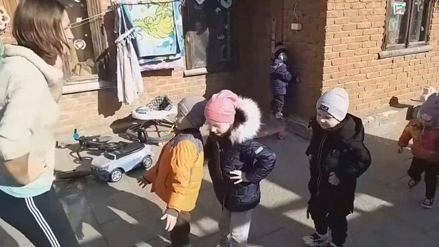 Позитивия 08 11 2020 День игровых занятий, физвоспитание, танцы воспитатель Александра Бычкова смотреть онлайн