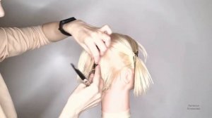 СТРИЖКА БОБ-КАРЕ "НА НОЖКЕ"/ Пошагово/ Как подстричь Каре на ножке/ Haircut/ Hair Tutorial