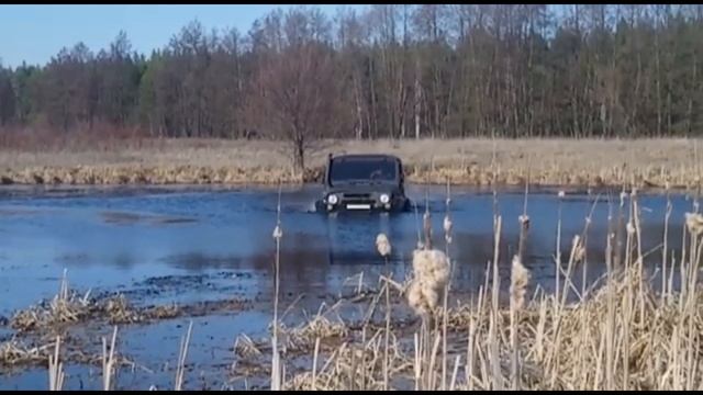 УАЗ на 42" тракторах. ПОЕДЕТ ЛИ??? смотреть онлайн