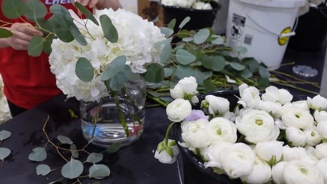 FiftyFlowers UNBOXING & REVIEW! | DIY WEDDING FLOWERS смотреть онлайн