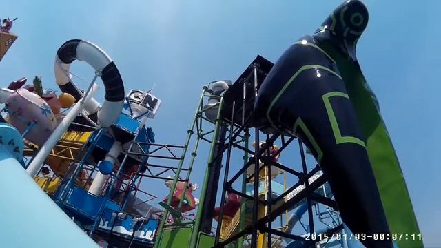 Паттайя, аквапарк Cartoon Network, сюрприз на детских горках смотреть онлайн