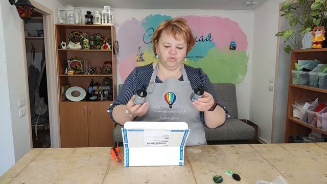 Клей, который клеит так, что не отдерёшь.