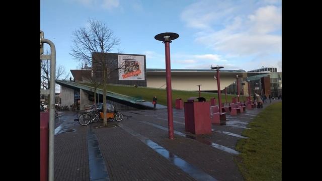Museumplein Amsterdam , Moco Museum , Amsterdam City смотреть онлайн