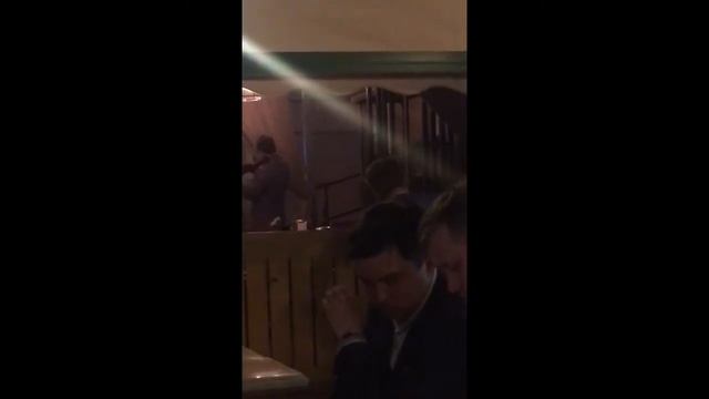 Скрипач в кафе, Київ смотреть онлайн