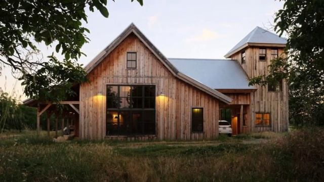 This Country Barn Home Has A 24 Foot Center