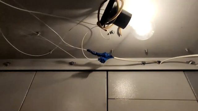 Поменял освещение на электронном лифте смотреть онлайн