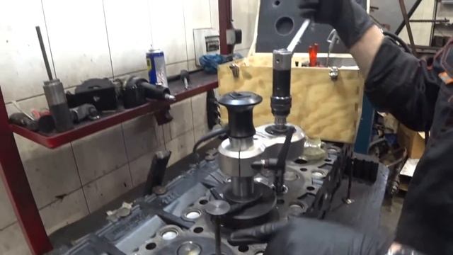 Двигатель D2676 MAN TGX Euro 6 - Ремонт ГБЦ / Замена седел и клапанов / Инфорком смотреть онлайн