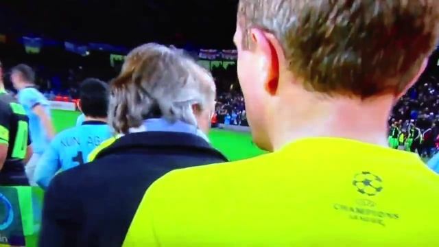 Zabaleta swearing at referee after Ajax Game! смотреть онлайн