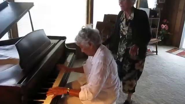 Chloe by Spike Jones смотреть онлайн