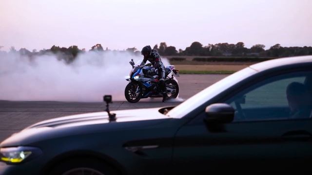 BMW M1000 RR Vs M5 CS  #s1000rr #m5 #m1000rr #topspeed