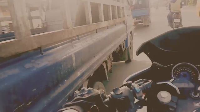 Gula Media | CBR 250 cc on Street Hood Cambodia смотреть онлайн