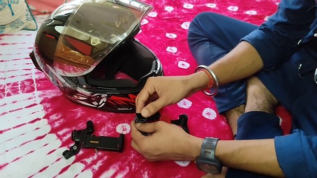 Helmet এ কি ভাবে Mobile Set ? করে Motovlog?️❤️?? করবে।। смотреть онлайн