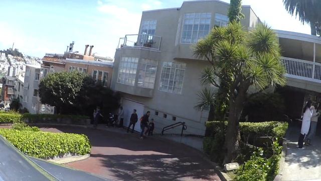 SF - Lombard Street (Сан-Франциско) Ломбард Стрит смотреть онлайн