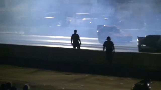 Fighting Irish and Gerber Racing SNN 9-6-14 Burnouts смотреть онлайн