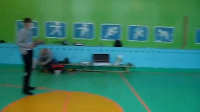 27.11.11.Зал Мочище ч.16 T-REX 500 Роман полет.MP4 смотреть онлайн