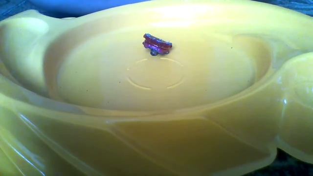 Самый тяжёлый бейблейд! Как сделать всего из 3 бейблейдов!