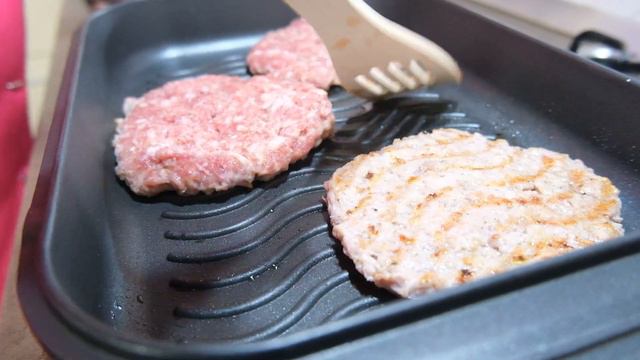 Episode #9 - Delicious Homemade Hamburger смотреть онлайн