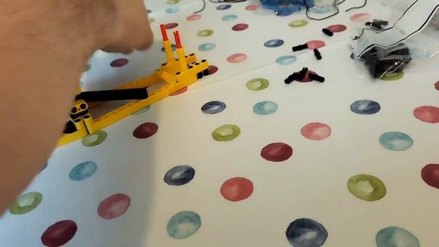 Mould King 15069 - MK Crawler Crane