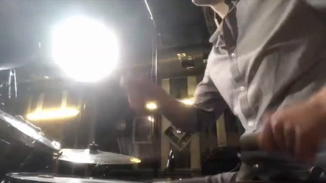 Phil Rudd Polka смотреть онлайн
