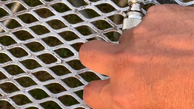 Suburban DXpedition: Beofeng UV-5R GTIII and a Super Antenna whip on a fishing pole! смотреть онлайн