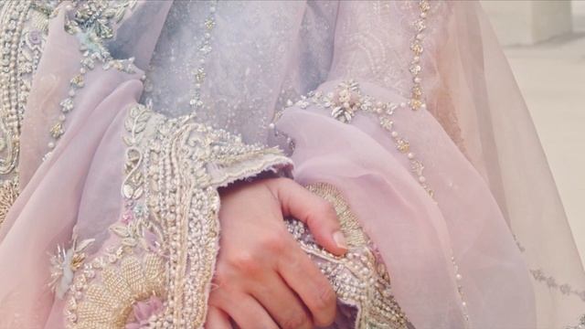 'Mehrunnisa’, an eclectic bridal collection for the bride of a modern heritage ?️ смотреть онлайн