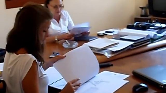 Директор КП "Ланжерон" Дроздова орет на журналиста смотреть онлайн