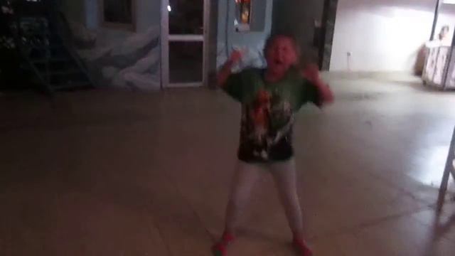 Анастасия на детской анимации (часть вторая) смотреть онлайн