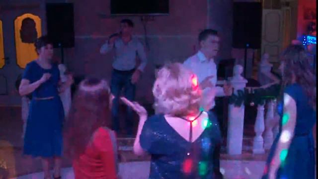 Снасар Овакян зажигает Я поднимаю руки (Григорий Лепс) смотреть онлайн