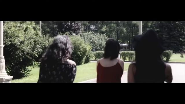 Infinity of Sound 'Million Roses' M⁄V смотреть онлайн