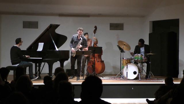 Palo Alto (Lee Konitz) смотреть онлайн