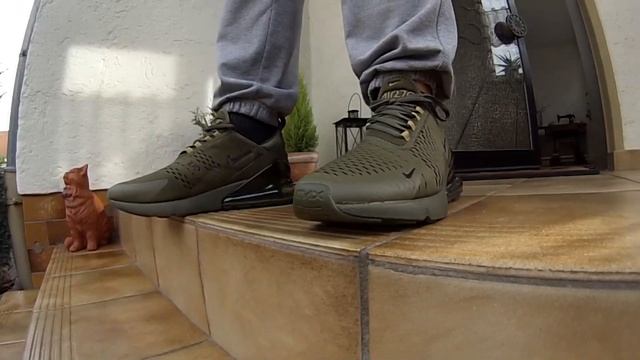 Nike Air Max 270 Unboxing and on Feet смотреть онлайн