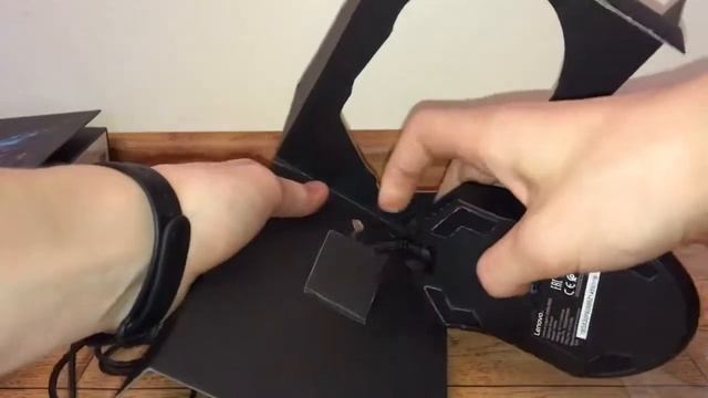 Распаковка игровой мыши Lenovo Legion M200 смотреть онлайн