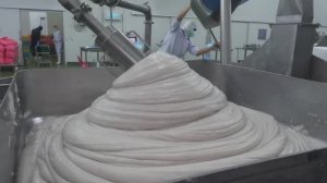 Производство крабовых палочек на пищевой фабрике