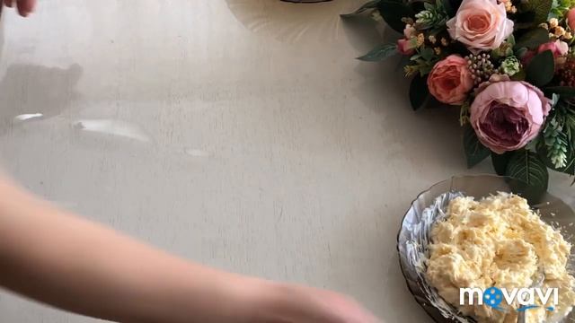 Слоеный, рыбный пирог с консервированной горбушей. смотреть онлайн