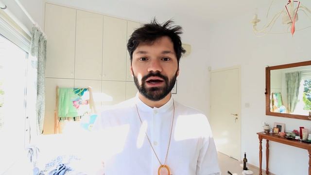 Как научить малыша держать голову | Молодой Папа Инструкция смотреть онлайн
