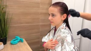 Мій ВИХІДНИЙ Настя пофарбувала волосся ВЛОГ My little Nastya