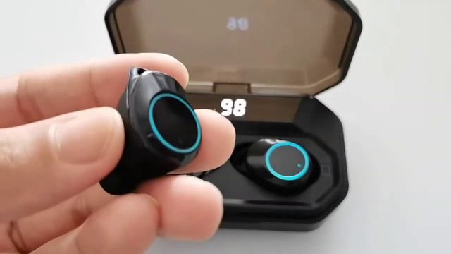 2021 E06 Wireless Bluetooth Earphones and Power Bank смотреть онлайн