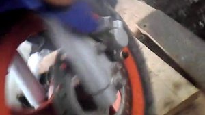 как снять переднее колесо на ску