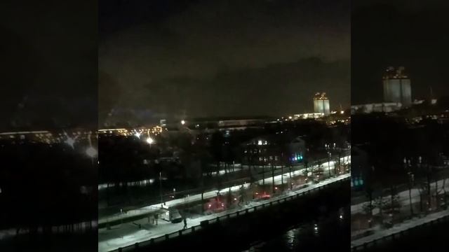 Канатная дорога через Москву-реку ночью смотреть онлайн