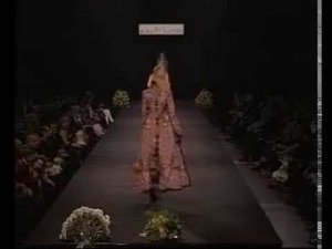 Павловопосадские платки в коллекции Славы Зайцева  Истоки  женская коллекция