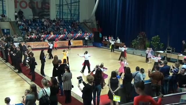 Кубок Вальса пары 1/4 финала смотреть онлайн