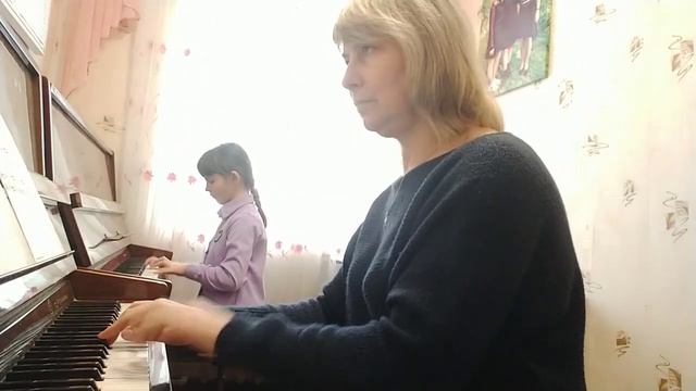 Єлизавета Гаюн і Катерина Юріївна Костенко. Олена Соловйова "Дві мишки". смотреть онлайн