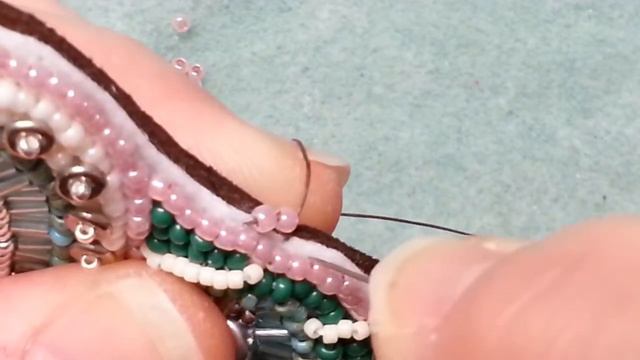 Bead Embroidery Cuff #4 - Finishing Touches смотреть онлайн